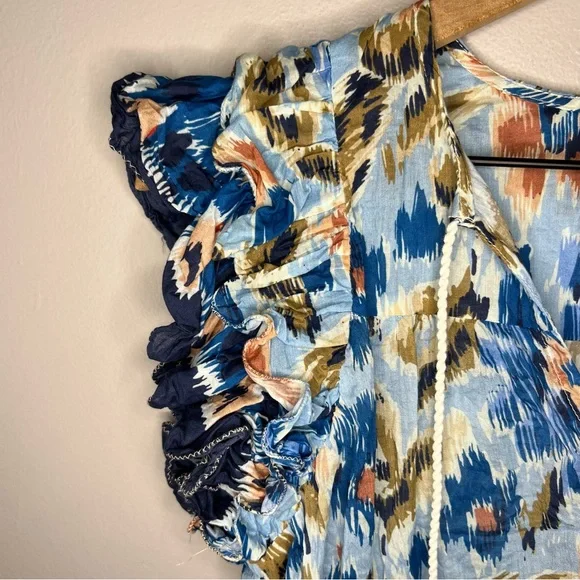 House of Harlow Abstract Floral Printed Short Sleeve Ruffle Zoey Top in Blue S - Picture 4 of 5